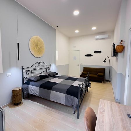 Real Poggio Hotel เนเปิลส์ ภายนอก รูปภาพ