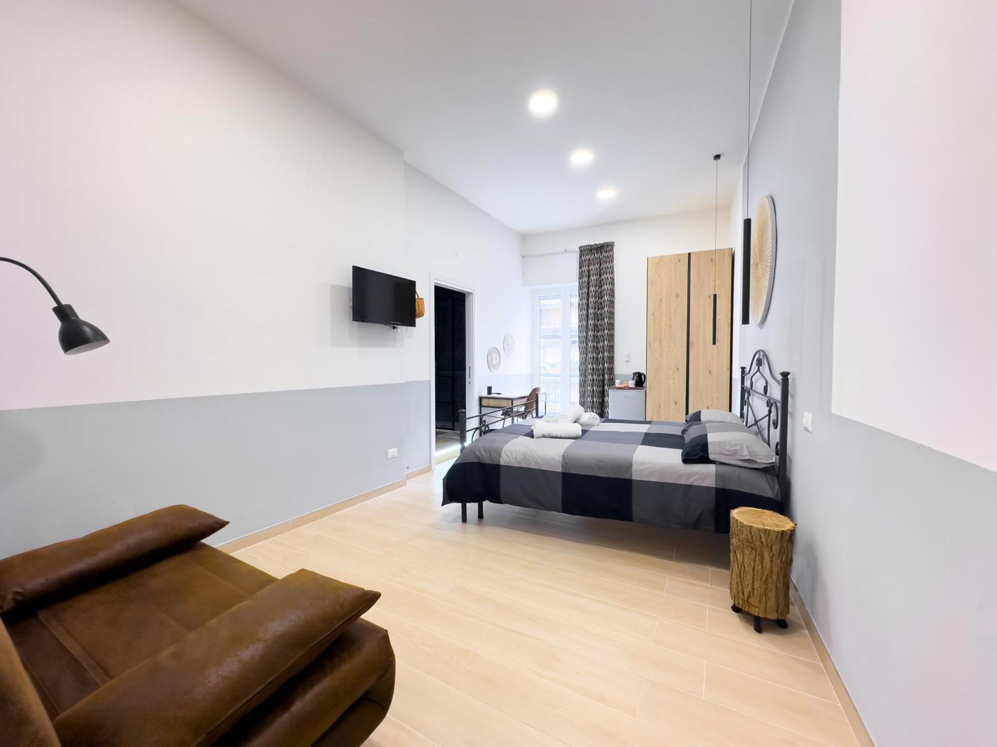 Real Poggio Hotel เนเปิลส์ ภายนอก รูปภาพ